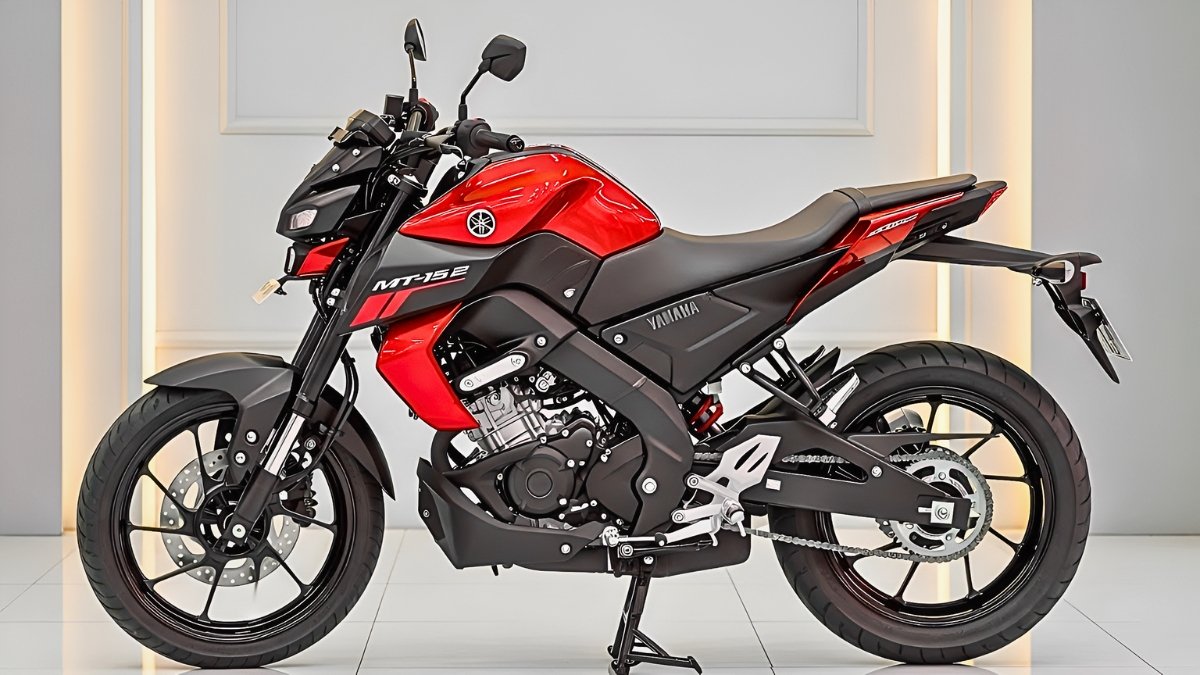 2026 Yamaha MT-15 V2 Review Next-Gen Streetfighter Packed with Power & Style